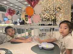 -ins森林童话餐厅coffee&bistro