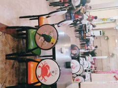 -休记光头香辣蟹干锅(绵竹店)