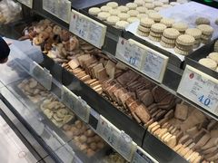 -上海哈尔滨食品厂(淮海中路店)