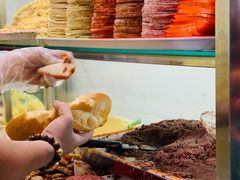 -Bánh Mì Huynh Hoa