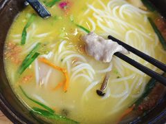 -桥香园过桥米线(国贸店)