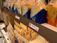 -85度C(生甜甜圈研究工坊·上海平凉店)