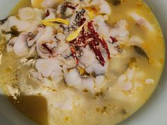 江津酸菜鲈鱼-雀蓝川菜(星悦汇店)