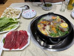 -九寨沟特色牦牛肉汤锅