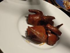 脆皮玻璃鸽-巧庆楼·茶膳