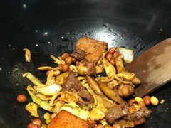 -食乐佳麻辣香锅(森林摩尔商业街区店)