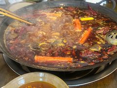 -黄潇洒老火锅(九眼桥宏济巷店)