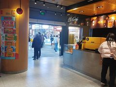 -麦当劳(中山公园龙之梦店)