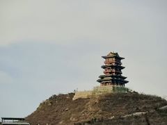 -定都峰