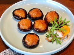鲜虾酿冬菇-RIVIERA 松鹤楼(外滩店)