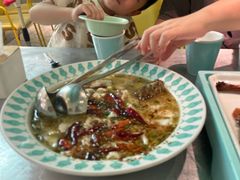 -姚姚酸菜鱼·金戈戈香港豉油鸡(喜荟城联名店)