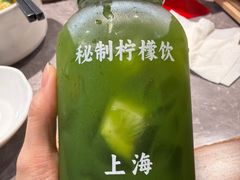 -莱莱小笼·乔艾