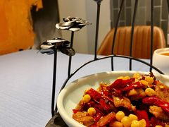 自贡冷吃兔丁-卯火锅(人和协信店)