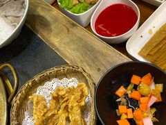 -沸炉重庆老火锅(军事博物馆店)