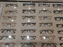 -博士眼镜(东莞东湖花园店)