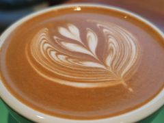 热拿铁-Line 咖啡(石厦花园店)