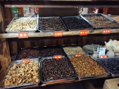 -昆虫窝子·特色云南菜(拓东路总店)