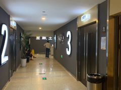 -至潮影城(庆春路锦和大厦店)
