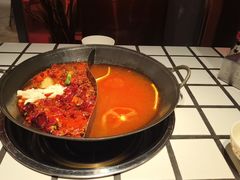 -朱光玉火锅馆(小寨原力场店)