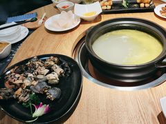 -一朵菌·野生菌探索家火锅(南亚店)