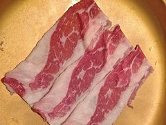 -牛YO寿喜烧·铁板烧和牛火锅自助(市府恒隆店)