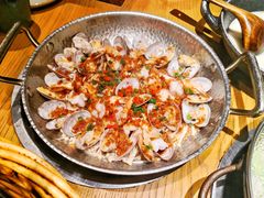 花甲爱上脆脆虾-吃饭皇帝大(合生汇店)