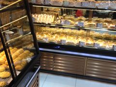 面包甜点陈列柜-长乐饼家(五羊新城店)