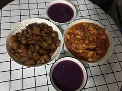 -内蒙焖面大盆骨餐馆(山大路店)