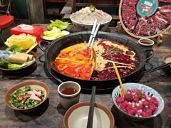 -周小明火锅(黑金冠社区店)