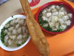 -张阿三馄饨店
