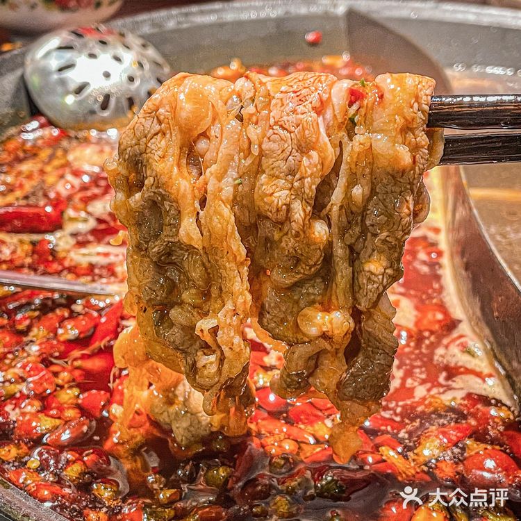 来福田了❗️就在梅林❗️杉姐老火锅丨一涮穿越到老成都‼️ 