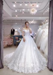 -LOVE SHINE婚纱·红鼎庄龙凤褂·妈妈装定制