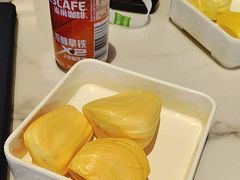 -涨巢·潮玩水疗局