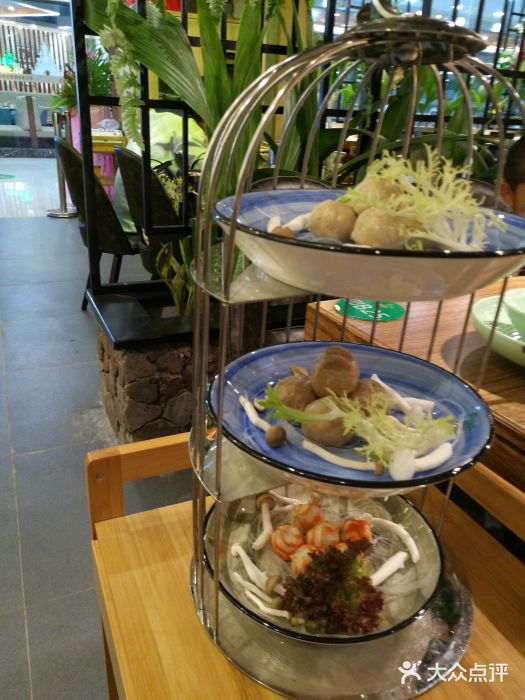 东郊椰林平价海鲜舫(大东海店)图片