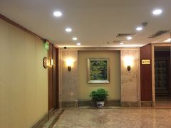 -山明水秀大饭店