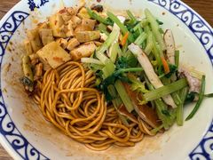 -梅溪·小伙子干挑面(安吉总店)