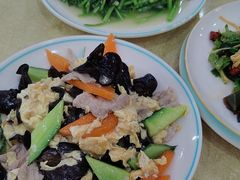 -鹤乡东北菜(崮山路店)