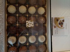 -Laderach 莱德拉(上海环贸iapm店)