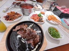 -享遇.锅姥姥牛排海鲜自助(小寨店)