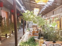 -三道苗苗鱼·美蛙黄辣丁(八里店)