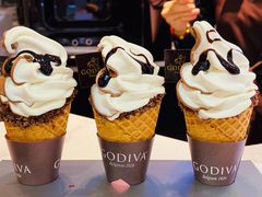 牛奶巧克力冰淇淋-歌帝梵(大运河购物中心店)