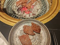 -山川小町·极番烧肉(新地假日广场店)
