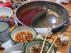 -三番火辣串串香(总店)