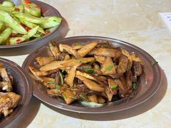 红烧肉烧冬笋-老鲍农家乐