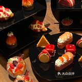  好久没和朋友坐下聊天了‍选了很多家店最后来到了龍·