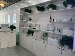 -蕾特恩专业祛痘国际连锁