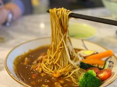 小龙虾拌面-轻捞慢起面馆(新世界百货店)