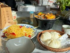 -天天向上素食餐厅(五台山店)