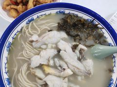 -明呈黄鱼面馆(斜土路店)