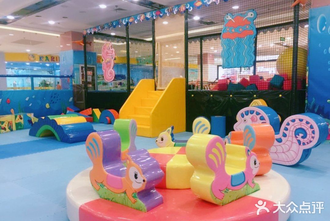 一起去蓝色海洋里玩耍吗～